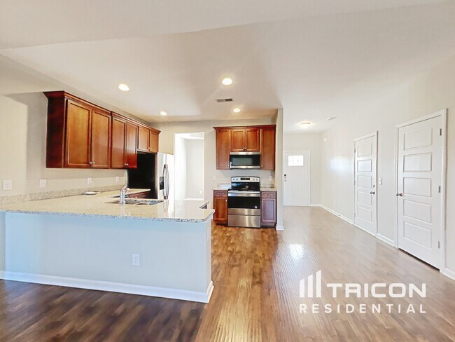 Foto del edificio - 815 Ellyson Dr