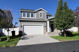 Building Photo - 7795 Rider Dr