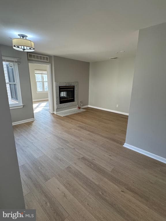 Building Photo - 13409 Shady Knoll Dr