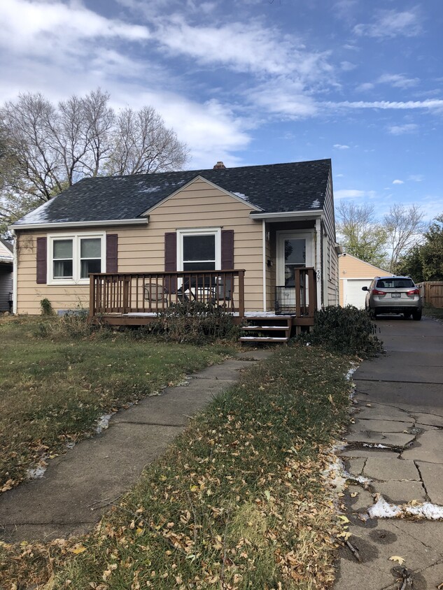 Primary Photo - 507 NE 13th St