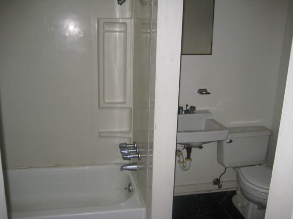 Building Photo - 40 Hasell St