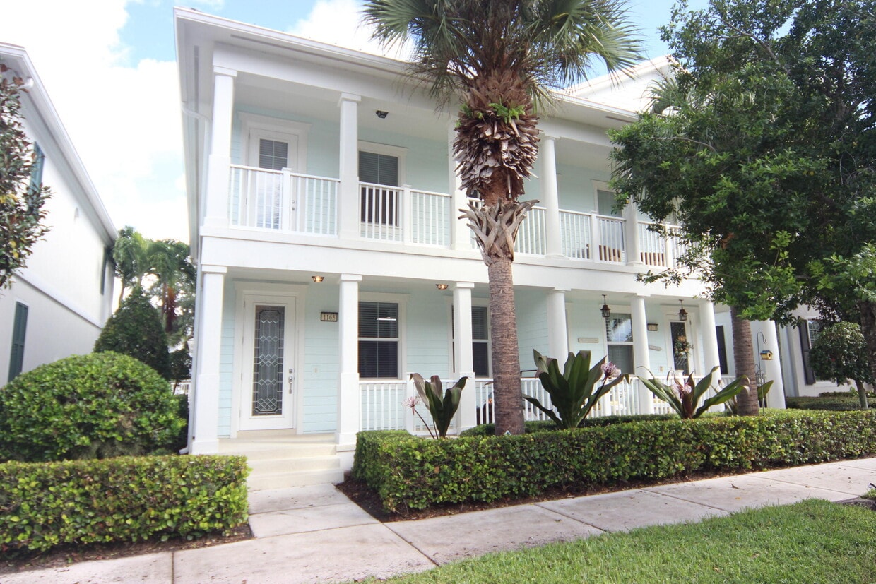 Primary Photo - 1165 Islamorada Dr