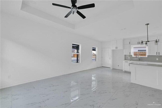 Foto del edificio - 11403 N 24th St