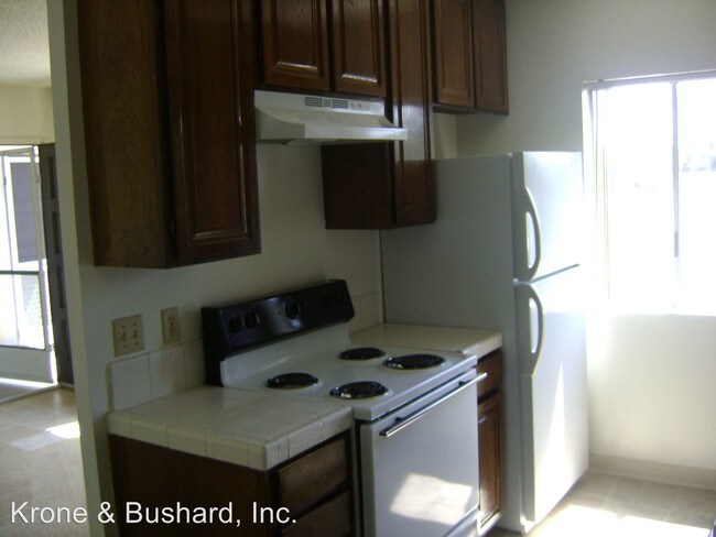 Building Photo - 5035 Brighton Ave
