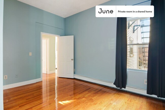 Foto del edificio - Room in Shared 4 bed/2 bath home