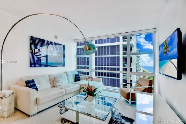 Foto del edificio - 6801 Collins Ave