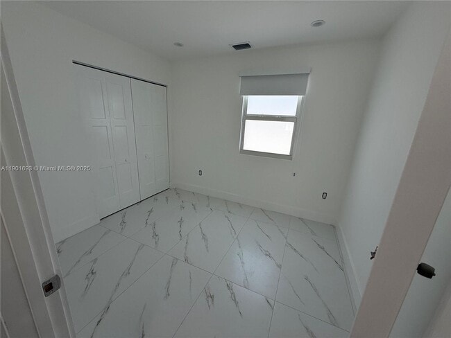 Foto del edificio - 2313 SW 60th Ct