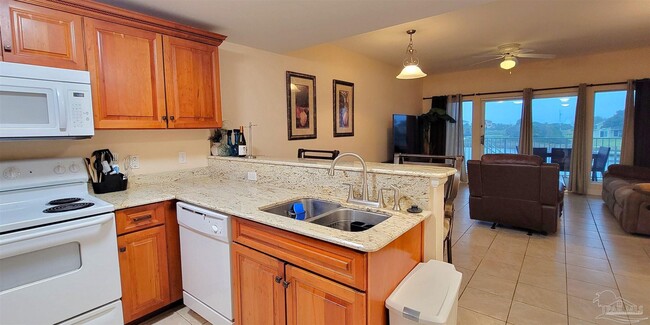 Building Photo - 510 Fort Pickens Rd