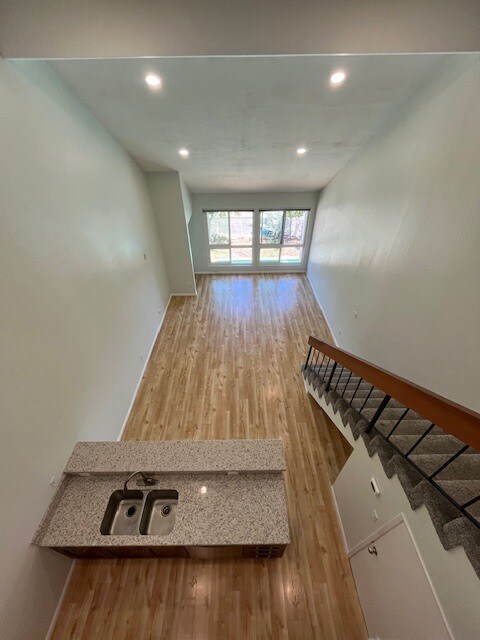 Sala de estar - 6275 Rancho Mission Rd