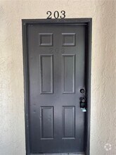 Building Photo - 633 Buoy Ln