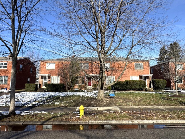 Building Photo - 2030 Harwitch Rd