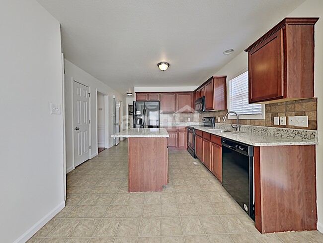 Foto del edificio - 3206 Gaslight Ln