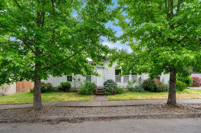Foto del edificio - 3BR House Available in Pleasant Valley