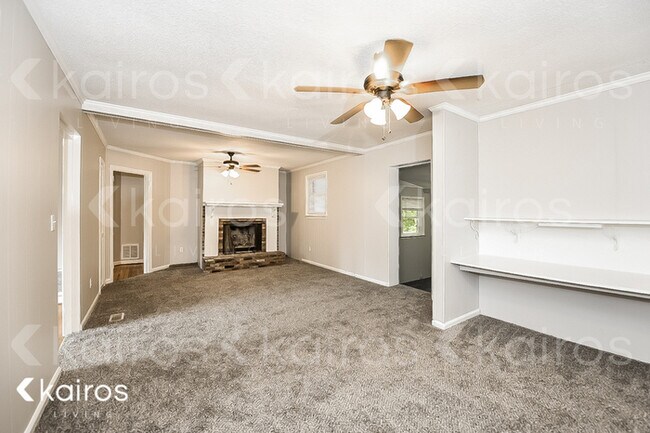 Foto del edificio - 7608 Claudia Drive