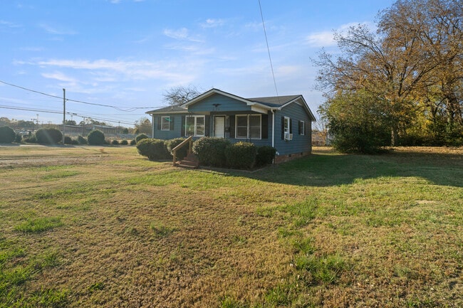 Building Photo - 628 S Caldwell St