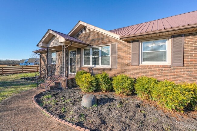 Foto del edificio - 476 Crescent Rd