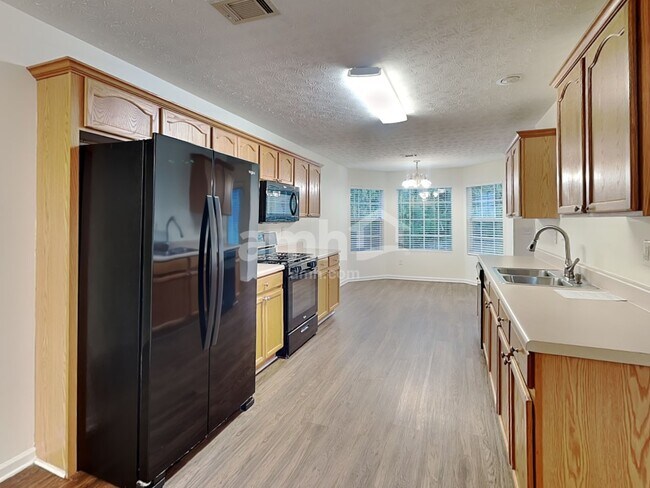 Foto del edificio - 910 Harbins View Dr