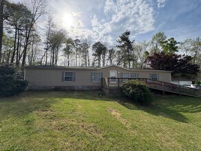 Building Photo - 62 Hardwood Dr