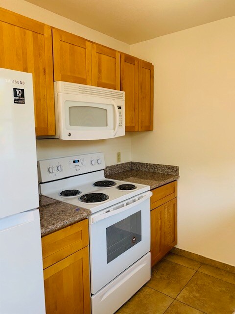 Primary Photo - 286 Douglas St