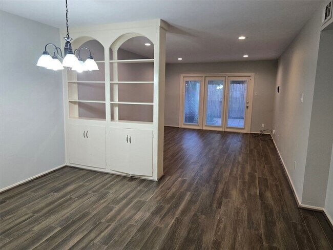 Foto del edificio - 12968 Trail Hollow Dr
