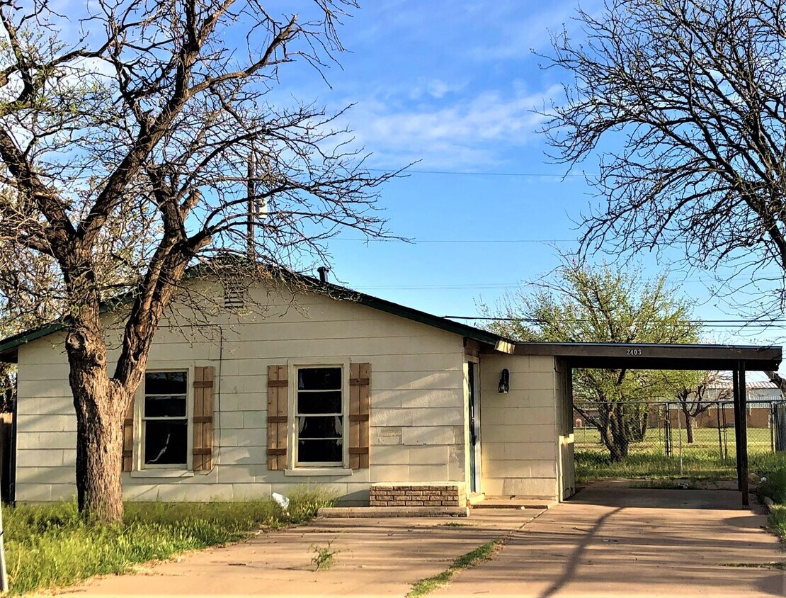 Primary Photo - Move In Special on This Adorable Home Loca...