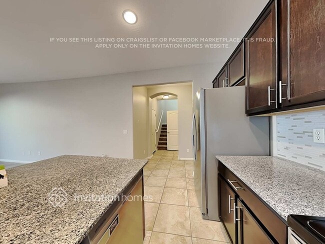 Building Photo - 1403 S Moccasin Trail