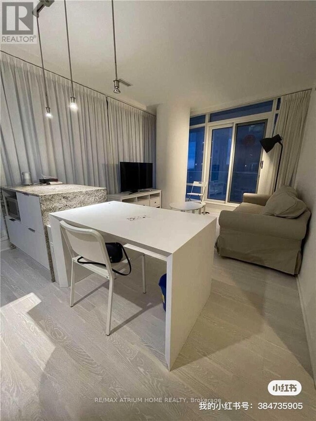 Building Photo - 1 Bloor St E