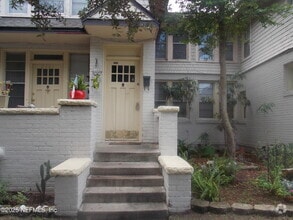 Building Photo - 2304 College St