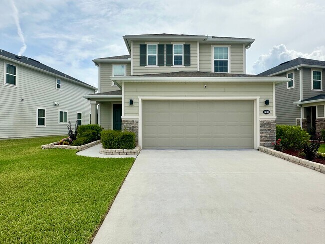 Building Photo - Spacious Home in Growing Area!