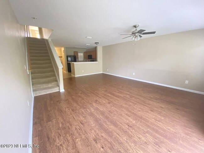 Building Photo - 163 Crete Ct