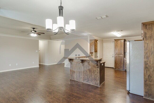 Foto del edificio - 2405 Canterbury Ln