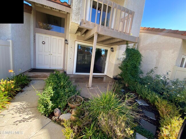 Building Photo - 2191 Birchdale Dr