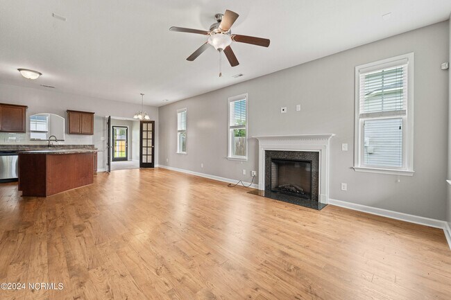 Building Photo - 607 Drummond Grove Ln