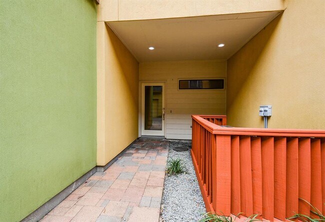Foto del edificio - 4122 Spencer St