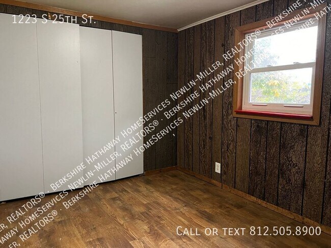 Foto del edificio - 4 Bedroom on the Southside