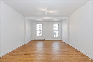 Building Photo - 434 39th St