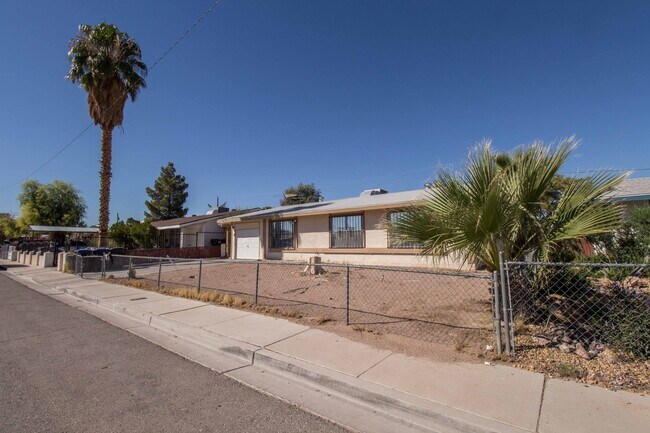 Building Photo - NORTH LAS VEGAS SINGLE STORY HOUSE