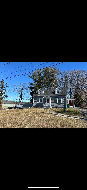Primary Photo - 37 Helen St
