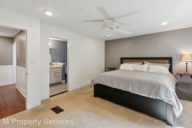 Foto del edificio - 3 br, 3 bath House - 125 Upper Gulph