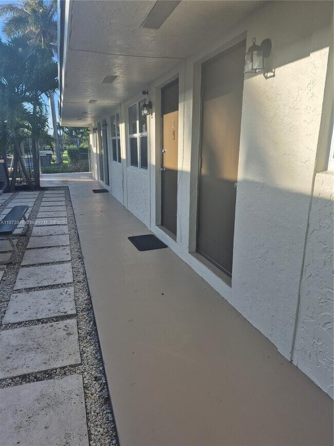 Foto del edificio - 216 SW 9th St
