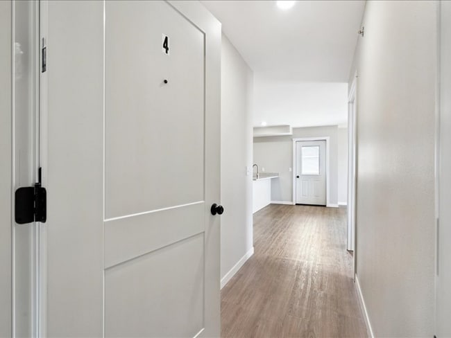 Building Photo - 7028 Thunder Vly Dr