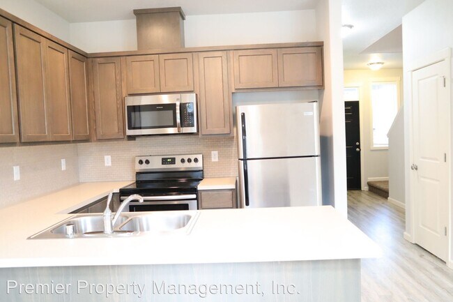 Foto del edificio - 205 Cloverdale Rd