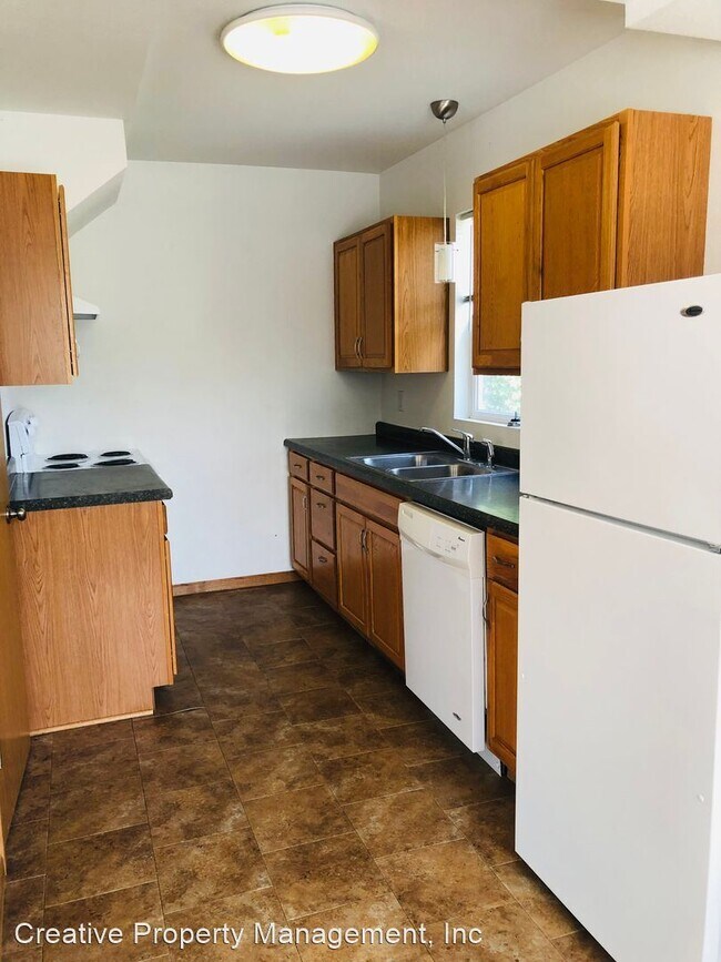 Building Photo - 2 br, 2 bath House - 608 1st Ave NW