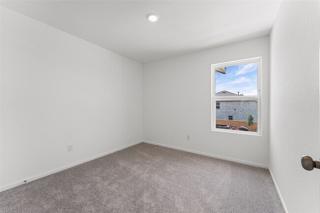 Building Photo - 6406 Breakaway Grv Dr