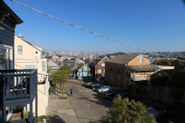 Foto del edificio - 2 bedroom in San Francisco CA 94110