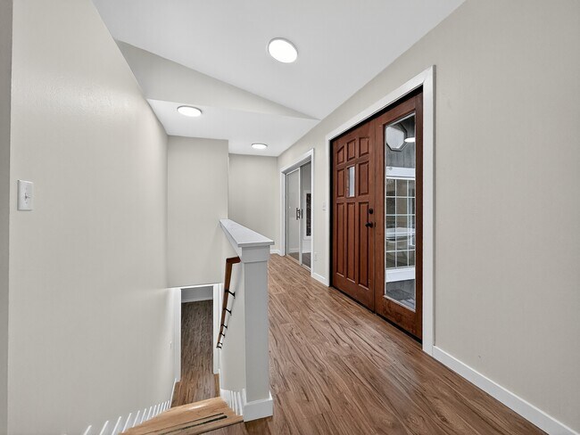 Foto del edificio - 5502 NE 10th St