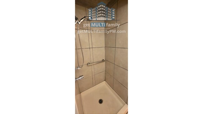 Foto del edificio - 3926 E Earll Dr