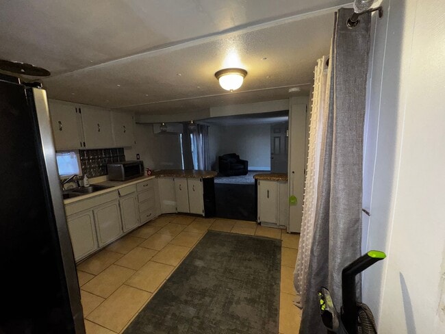 Building Photo - Two Bedroom, two bath manufactured home