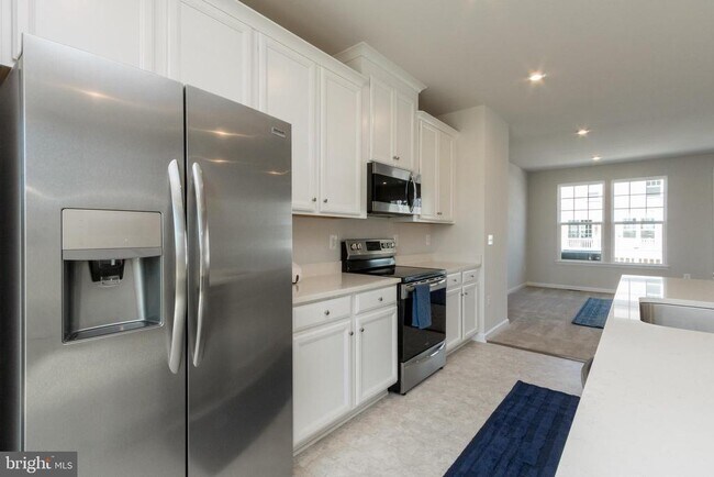 Building Photo - 1810 Sag Harbor Ln