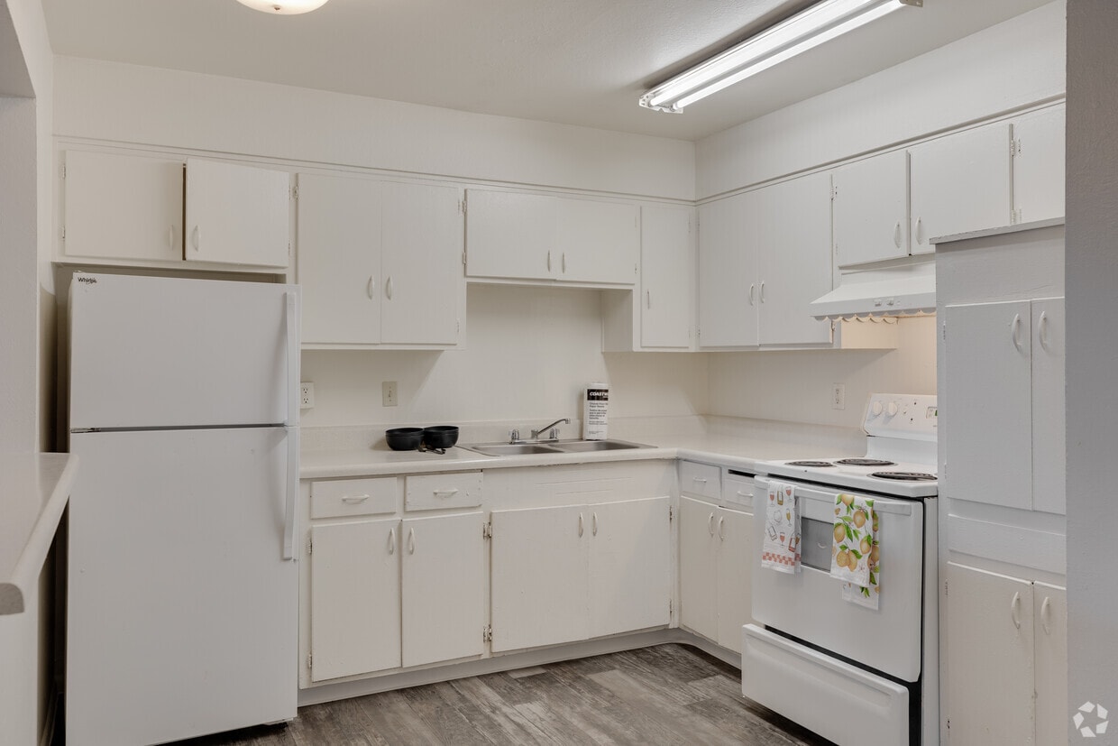 Foto principal - Camelback Properties